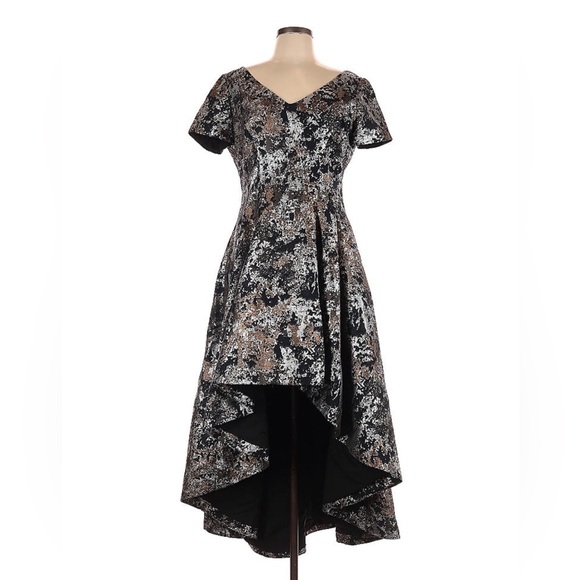 Shani Jacquard High-Low Gown - Picture 5 of 5